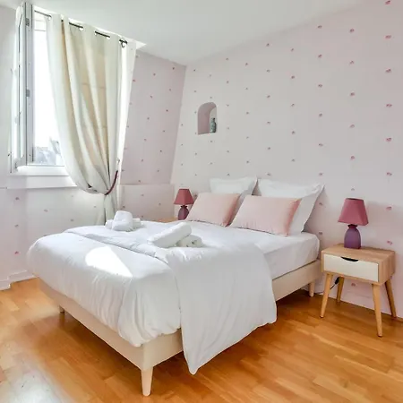 شقة Comfortable Duplex - In The Heart Of For 8 *