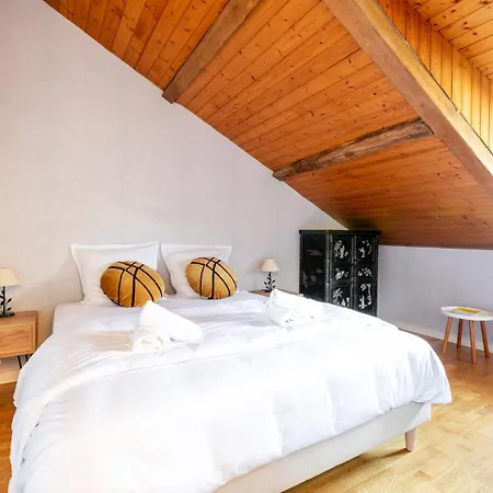 Comfortable Duplex - In The Heart Of For 8