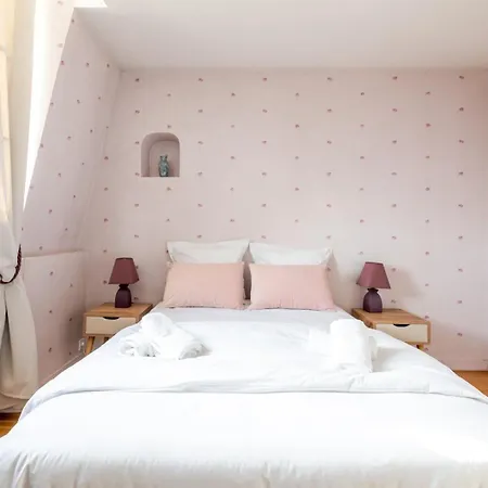 Comfortable Duplex - In The Heart Of For 8 Apartman