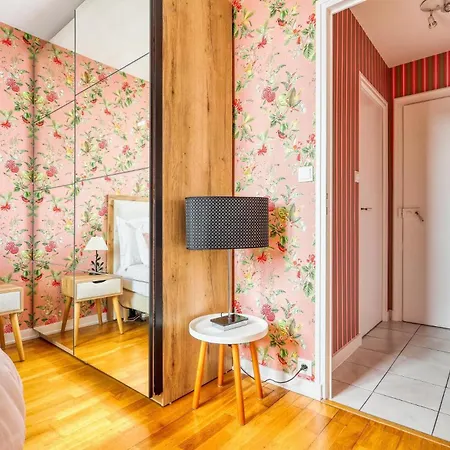 Comfortable Duplex - In The Heart Of For 8 *